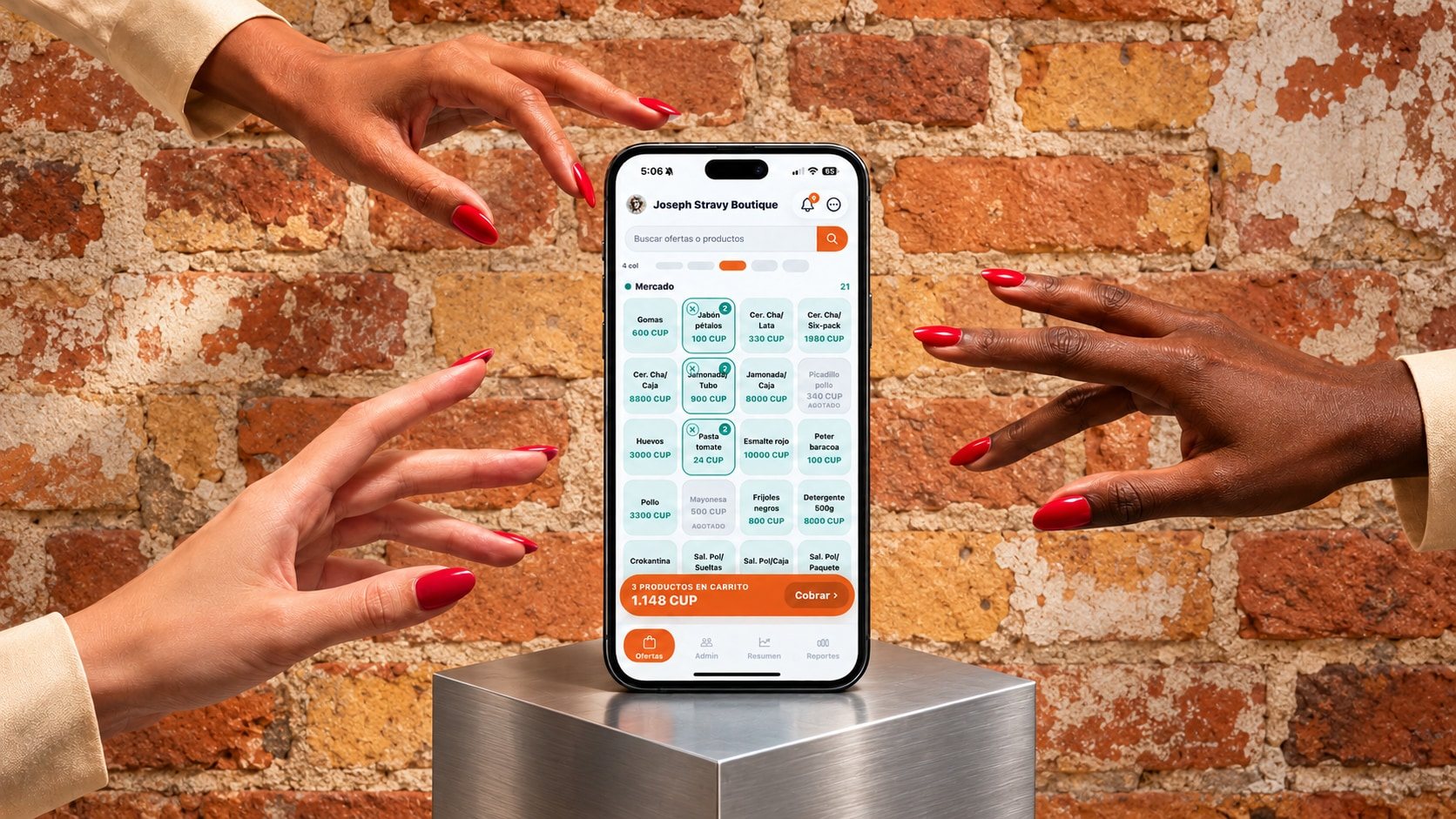 Manos que se acercan a un teléfono con la app POS Bembete sobre una pared de ladrillo